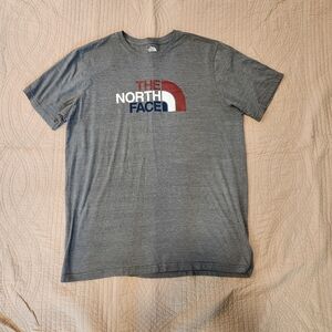 THE NORTH FACE MEN'S XL T-SHIRT EUC!!